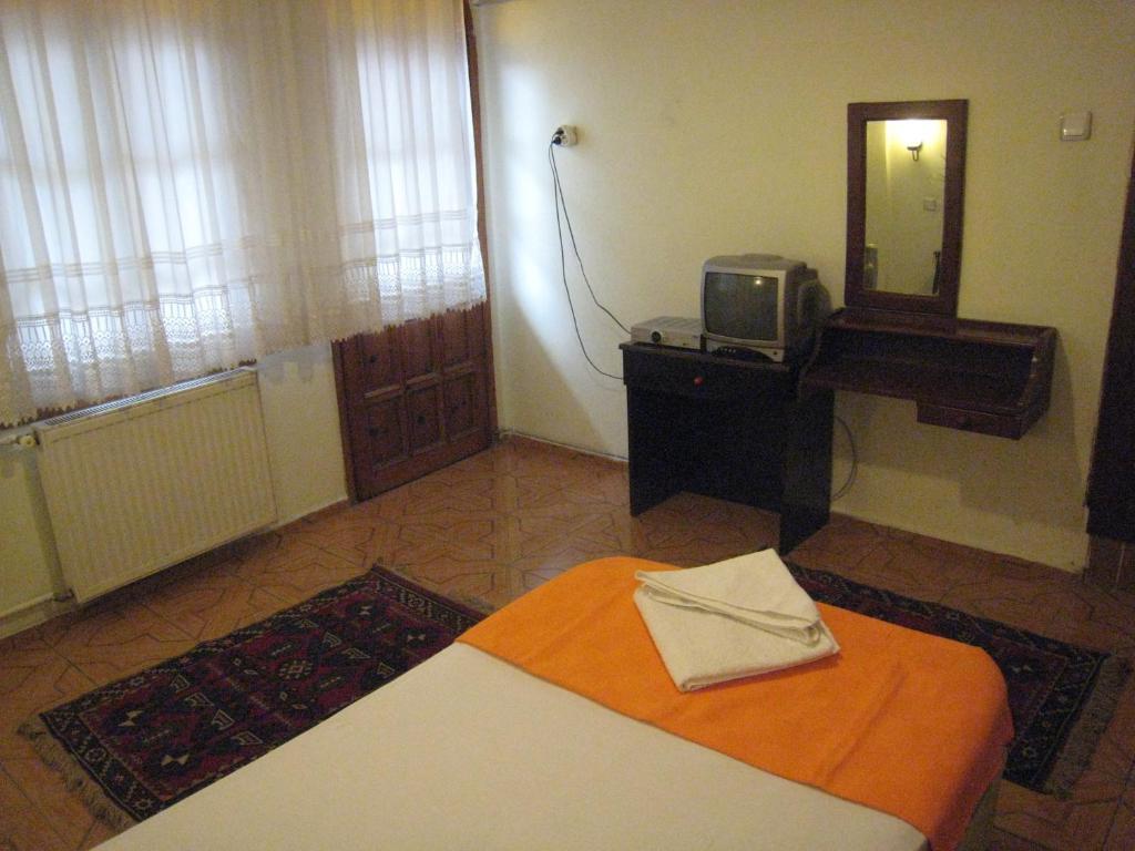 Paris Hotel Selçuk Chambre photo