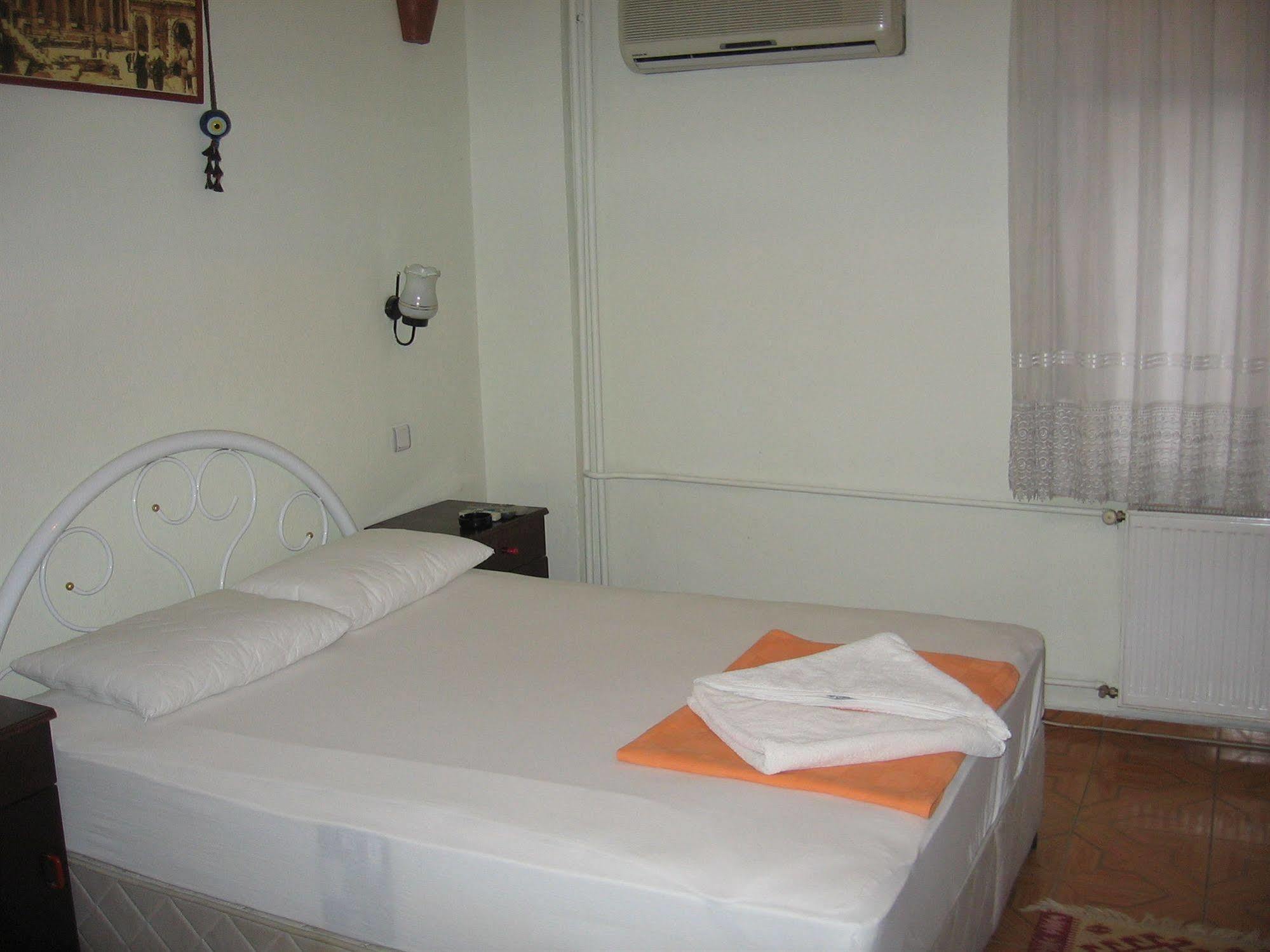 Paris Hotel Selçuk Extérieur photo